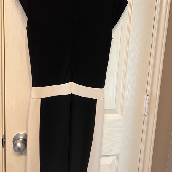 Sleek and modern small A.B.S. dress in excellent condition - Picture 5 of 5